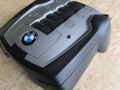 BMW 4.8L V8 Engine Cover 11617535151 550i 650i 750i E60 E63 E654